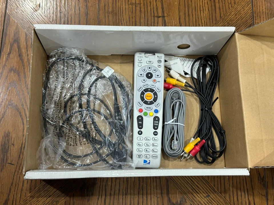 DIRECTV D12-100 TV Receiver - Image 4 of 4