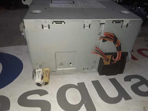 1K0035186AD Sistema Audio/Radio Cd para VOLKSWAGEN PASSAT VARIANT (3C5) 1068344 - Imagen 2 de 3