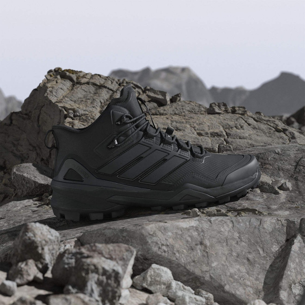Official Adidas Terrex Hiking boots Skychaser Mid Black