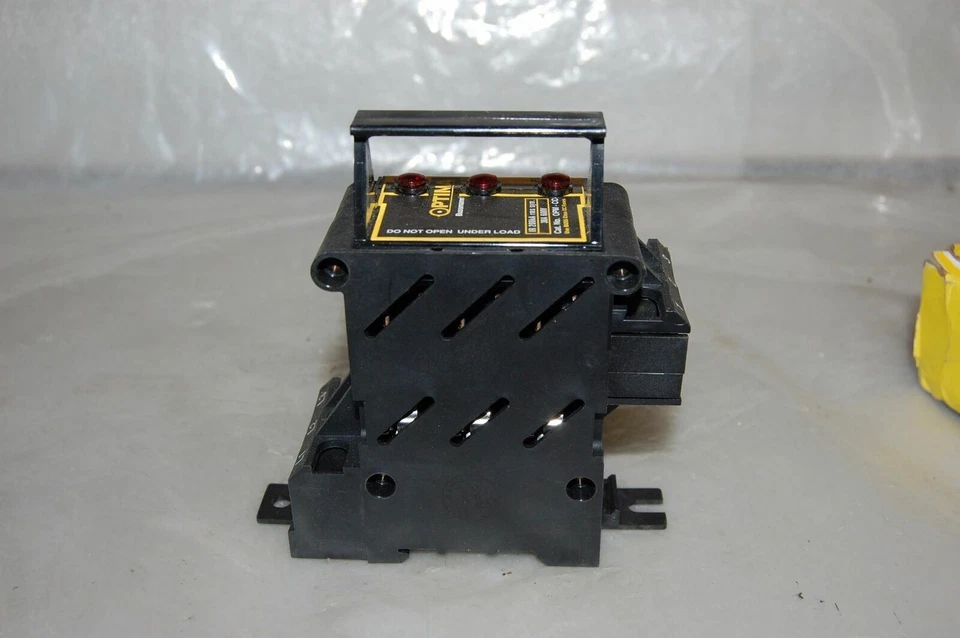 Bussmann FUSE BLOCK OPM-CC - Image 2 of 4