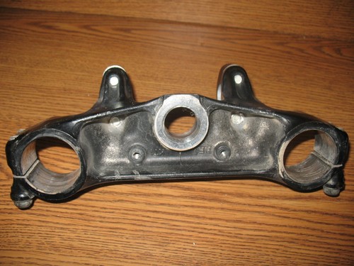 1989 XR250R FRONT FORK UPPER TRIPLE CLAMP BRIDGE HONDA XR 250 R 53230-KT1-670 - Picture 5 of 5