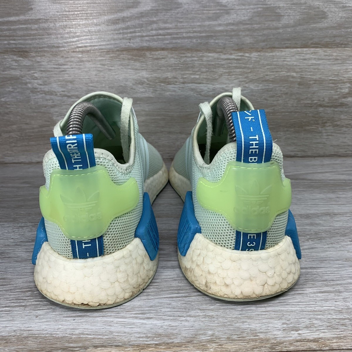adidas gazelle silver green womens adidas Junior NMD R1