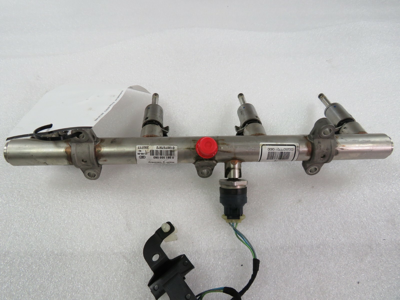 Ferrari 458 Italia, Fuel Rail w/ Injectors, Used, P/N 250777