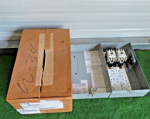 Eaton Cutler Hammer ECL03C1A4A Lighting Contactor Nema 1 Enclosure 110/120V - Picture 2 of 7