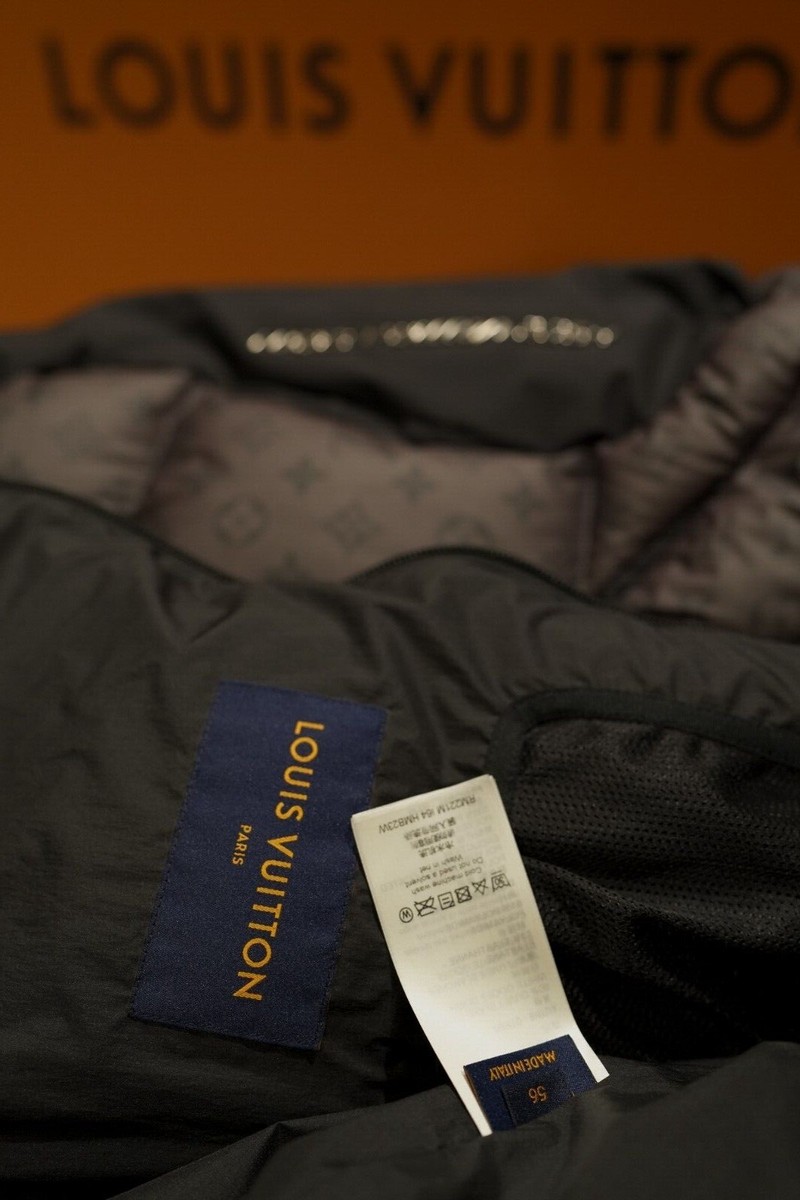 LOUIS VUITTON フーディー Louis Vuitton 2054 Heat Reactive Puffer Jacket X Virgil