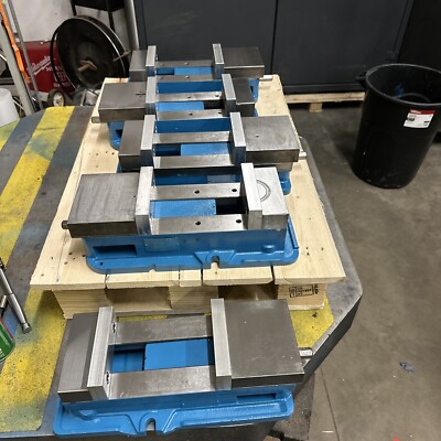 Lot 5 Kurt D675 Milling Machine Vise Jaws  Handle, (hhh31z