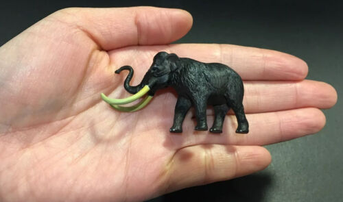 Kaiyodo UHA Dinotales 4 Dinosaur Palaeoloxodon Prehistoric Mammoth Figure - Picture 3 of 4