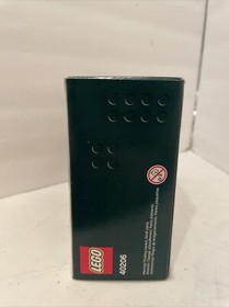 LEGO Christmas Santa Exclusive 40206 Sealed Set 2016, Box had Creases See Pics