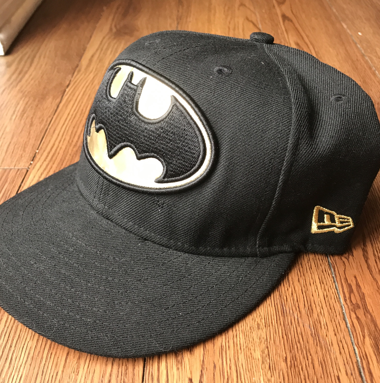 New Era Batman Classic Symbol 39Thirty Fitted Hat | Color Block Flex Fit Cap For Men & Women