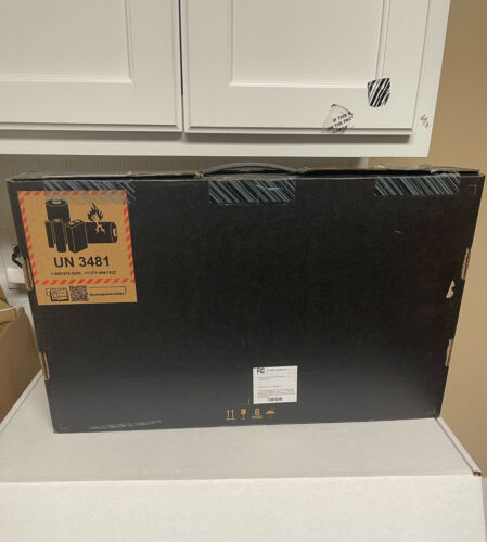 HP Envy 17T, 17.3"FHD TCH, i7-1065G7, 512GB SSD, 16GB, Win 10 Pro, Nvidia MX330 - Picture 8 of 9
