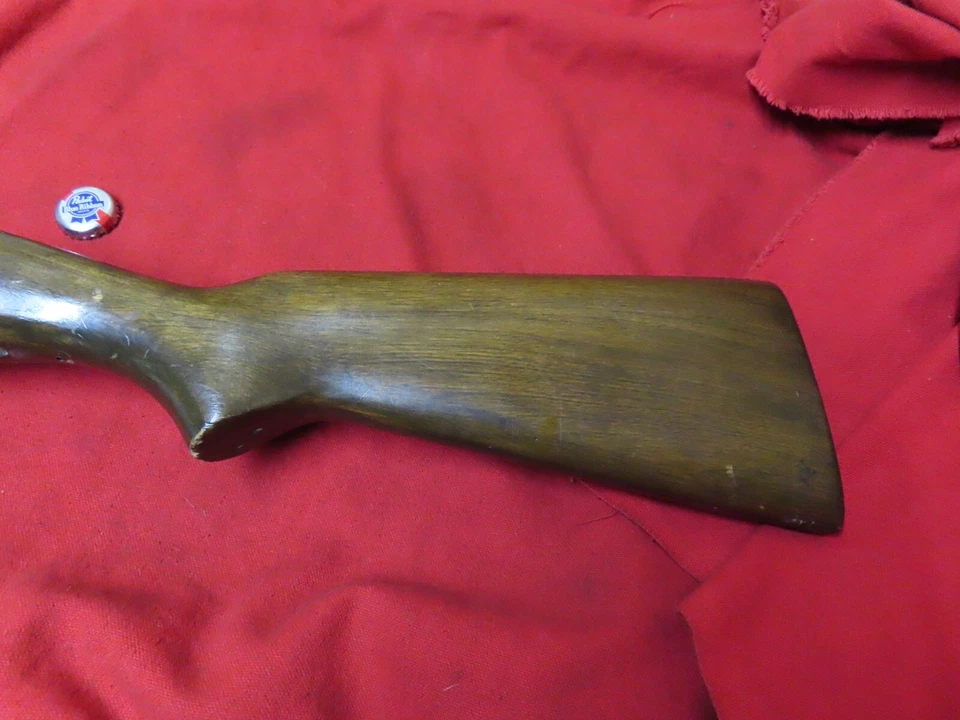 Antigo Stevens 056, Buckhorn, estoque de rifle .22, ponta preta de madeira, mira ~GD+🤠S6.4.25 - Imagem 4 de 4