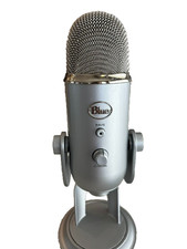 Blue Yeti Professional USB Microphone 988-000103 - Silver Base and USB cble