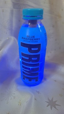 Upcycled Prime Bottle Blue Rasberry Leuchtflasche Blaulichter