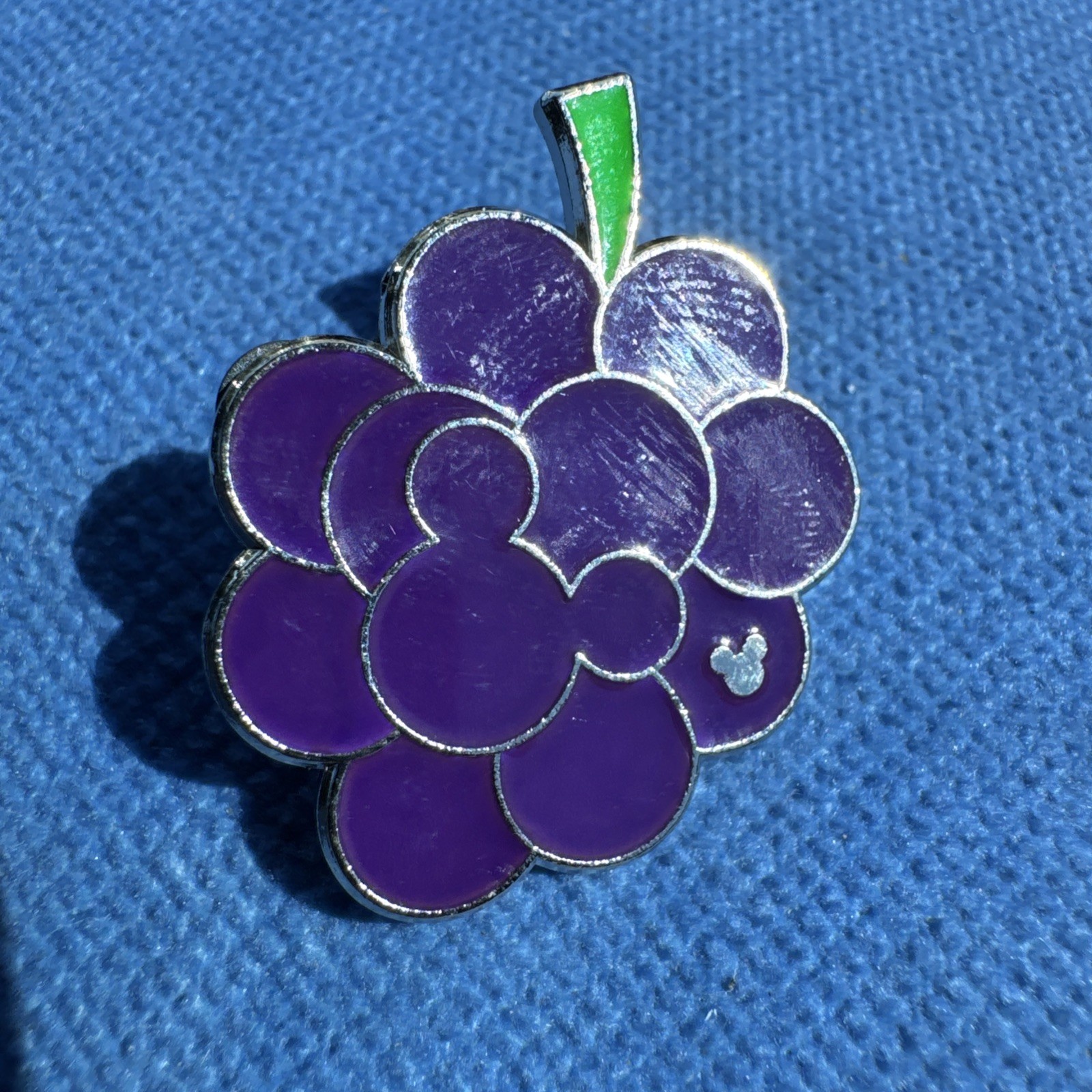 Walt Disney's Hidden Mickey Series Grapes Trading Pin