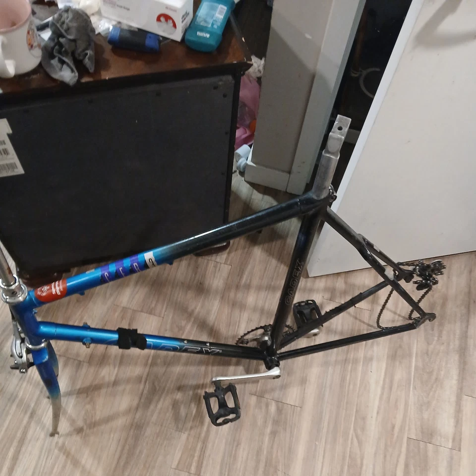 carbon fiber cadex by giant vintage frame - Image 2 of 3