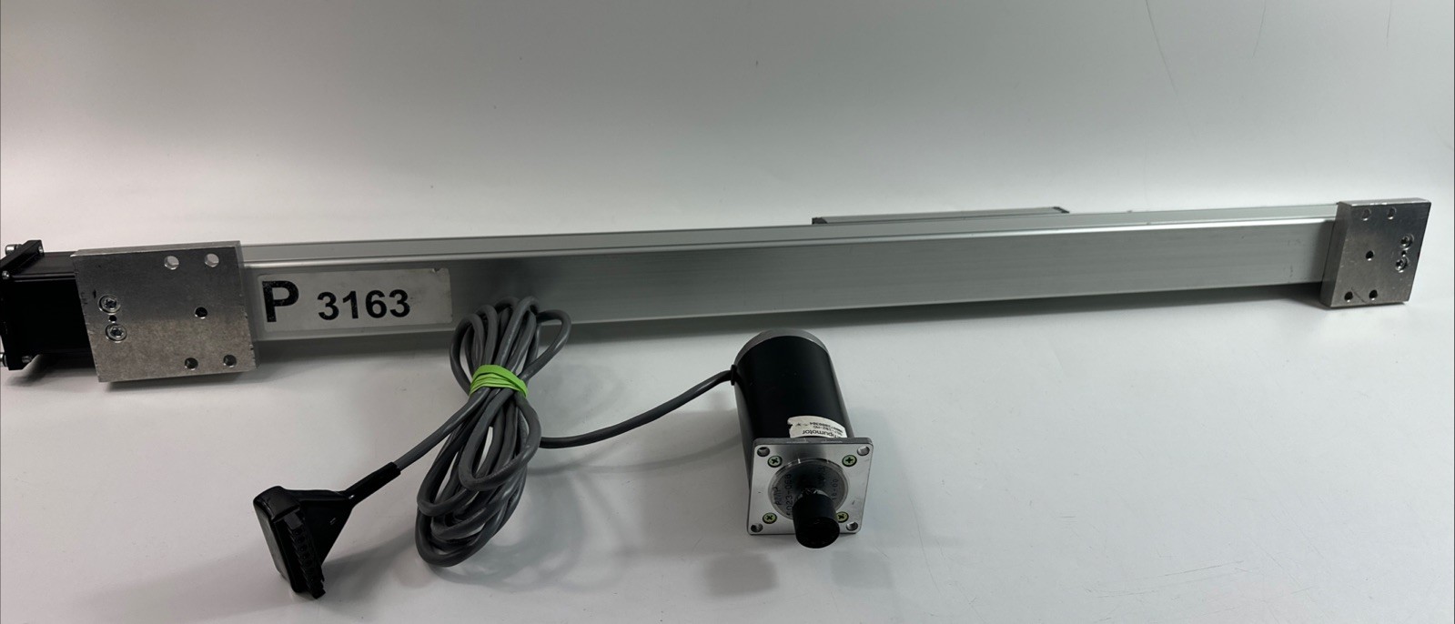 Parker S57-102-MO Wired 1.8° Compumotor Hybrid Stepper Motor w/linear module