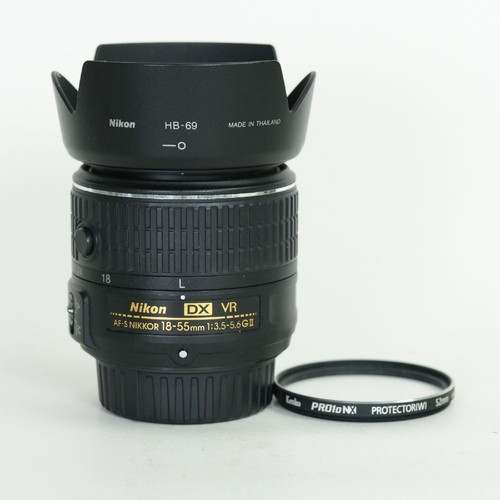Nikon AF-S DX NIKKOR 18-55mm f3.5-5.6G VR II Compact Used with Filter