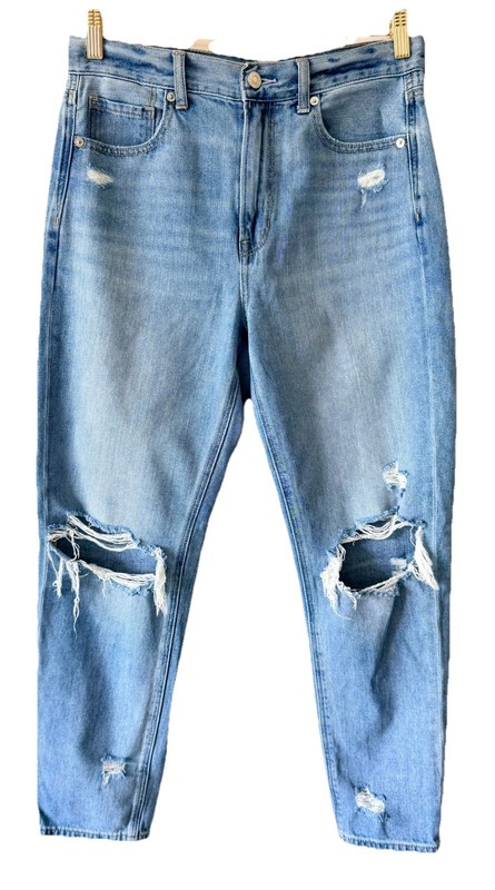 American Eagle Women’s Mom Jeans Distressed Medium Wash Preppy Size 6