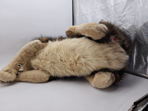 Wild Republic Realistic Jumbo Timber Wolf Lying 40" Collectible Plush Toy NWT - Picture 8 of 12