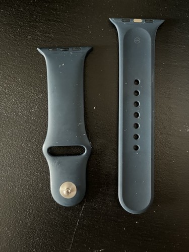 Apple Watch Series 6 44mm GPS, WiFi, Bluetooth, Space Gray with Navy Sport Band - Picture 7 of 7