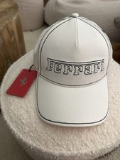 Sombrero Ferrari de Italia Nuevo Con Etiquetas Blanco Negro Correa Ajustable