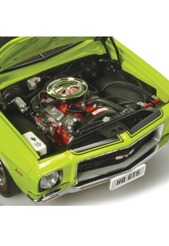 Carlectables 1/18 Holden HQ Monaro GTS Sedan Barbados Green Black Stripes #18839 - Picture 5 of 10