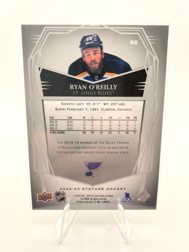2022-23 Upper Deck Stature Design Variant #92 Ryan O'Reilly #'d 14/65 - Picture 2 of 2