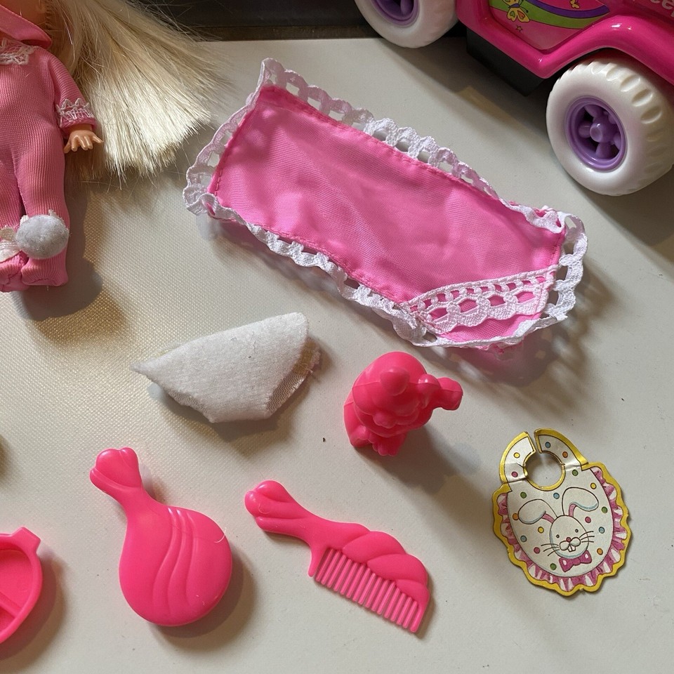 Vintage Shelly/Kelly Barbie Bundle Baby Sister Cot Mattel 90’s Jeep