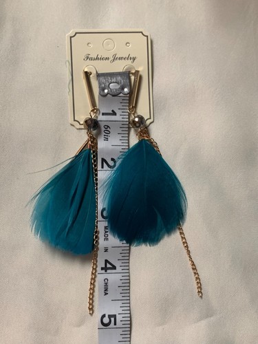 NWT Feather Dangling earrings Turquoise x golden color - Picture 3 of 4