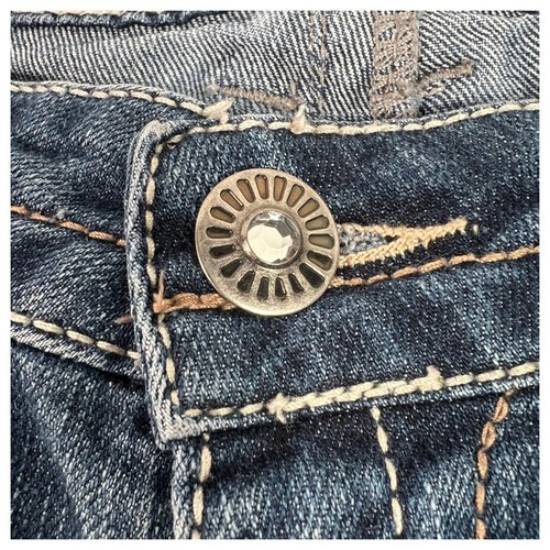 Wallflower Womens Junior Denim Shorts Size 1 Distressed Embroidered Hemmed - Picture 8 of 14
