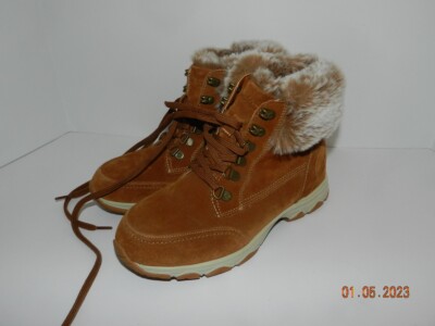 G.H Bass Alaska Women's Boots Water Resistant Chestnut Color w/ Faux Fur Size 8M