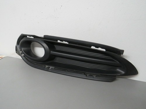 2016 2017 2018 HONDA HR-V LEFT SIDE FOG LIGHT COVER - Picture 2 of 6