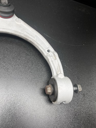 10 - 16 PORSCHE PANAMERA RWD FRONT LEFT / RIGHT UPPER CONTROL ARM OEM - Picture 4 of 9