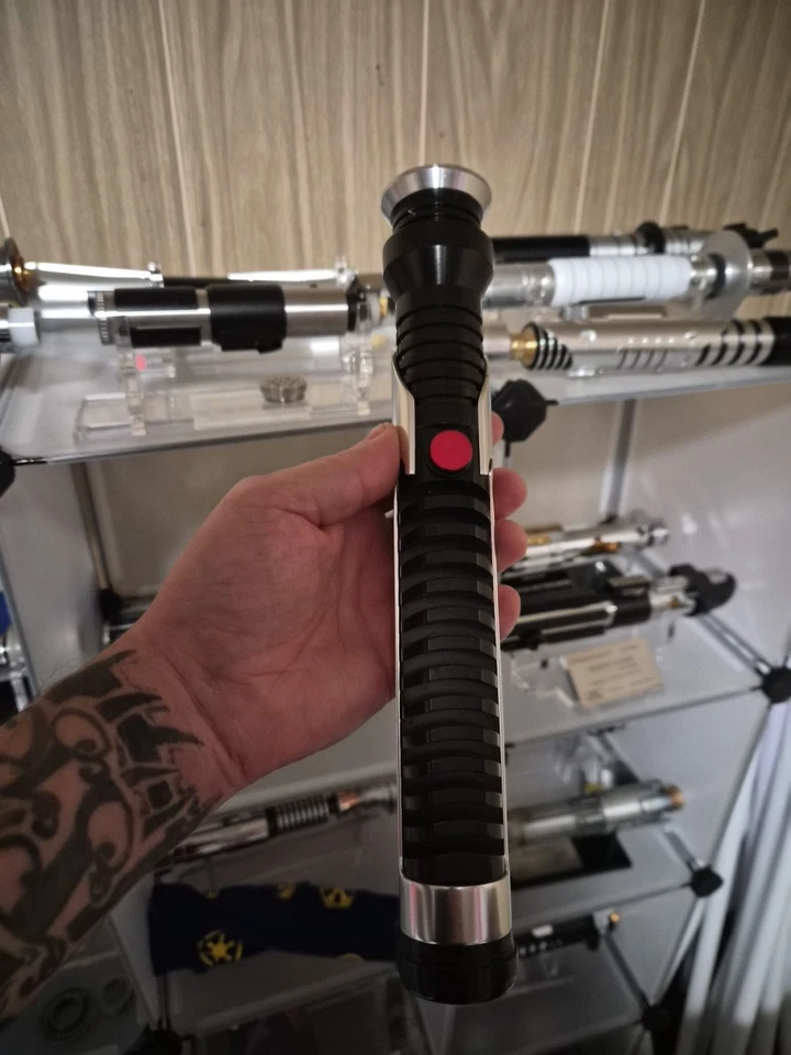 Qui Gon Jinn - Image 2 of 4