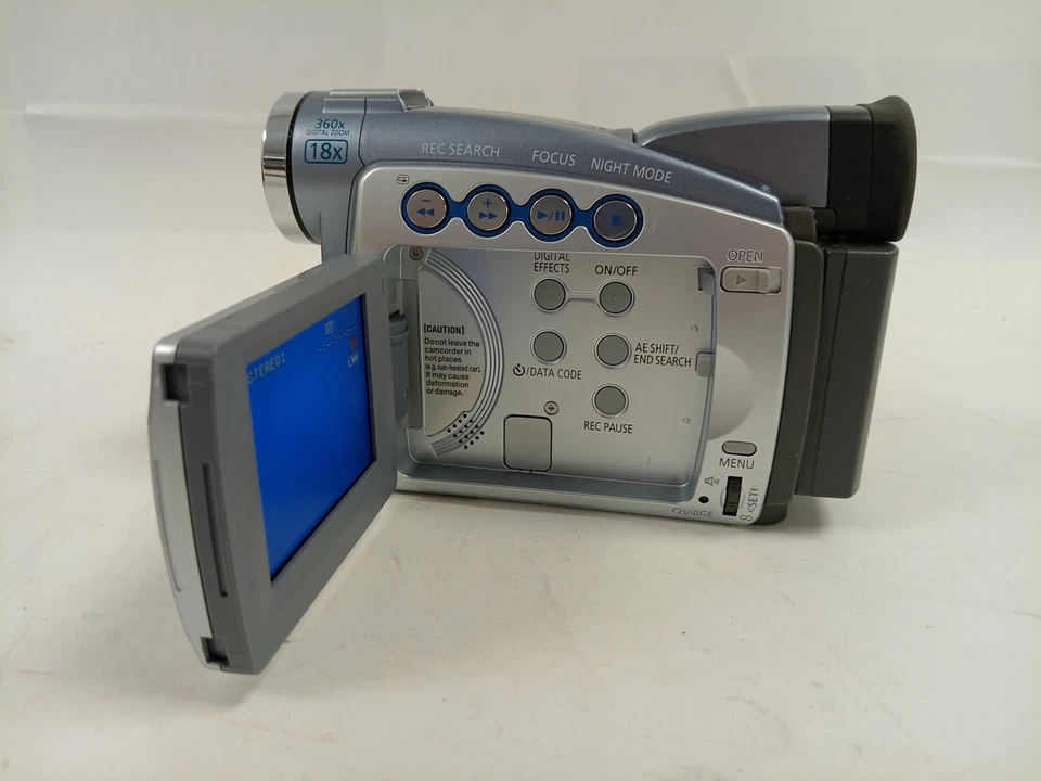 Canon MV700i Mini DV Camcorder Bundle with Charger and Case - Preowned - Image 3 of 4