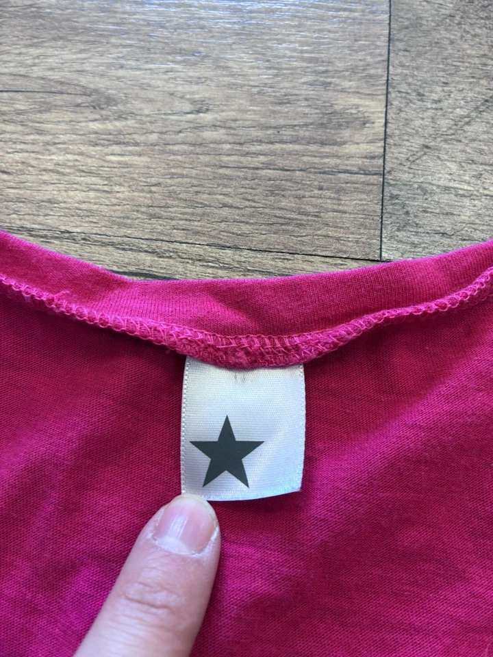 Regata gráfica vintage manga gorro de renda estilo tatuagem rosa grunge anos 00 Y2K grande - Imagem 4 de 4