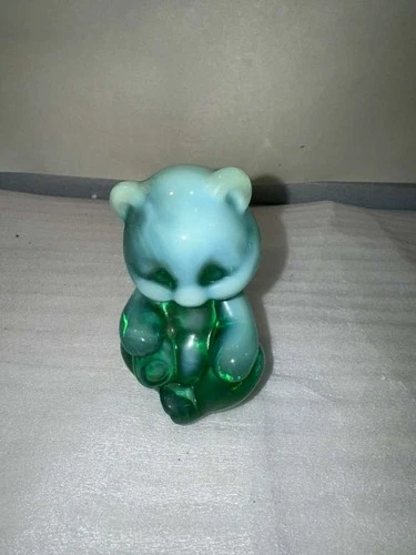 Fenton Green & White Glass Sitting Bear Figurine 3.5'