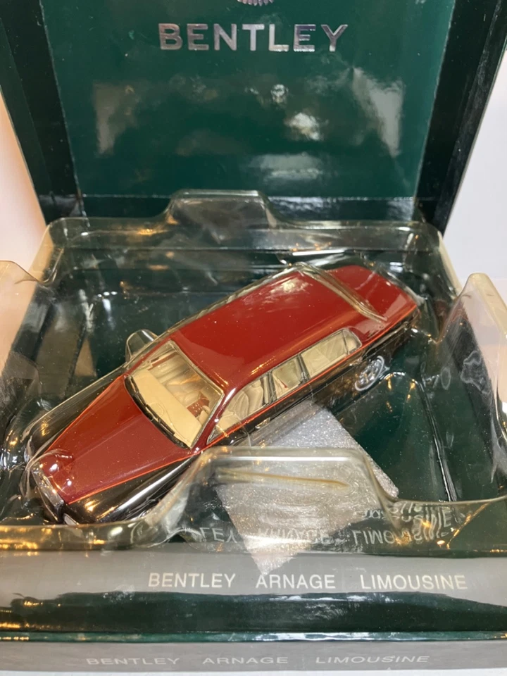 Minichamps: Limusina Bentley Arnage - Negra y Burdeos Met - Embalaje de distribuidor Foto 4 de 4