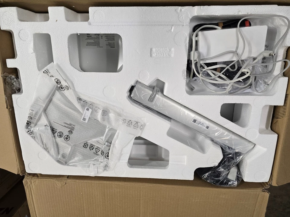 Monitor inteligente para juegos Samsung 32" Odyssey OLED G8 (G80SD) 4K UHD, 240Hz ¡¡¡¡LEER!!!!! Foto 4 de 4