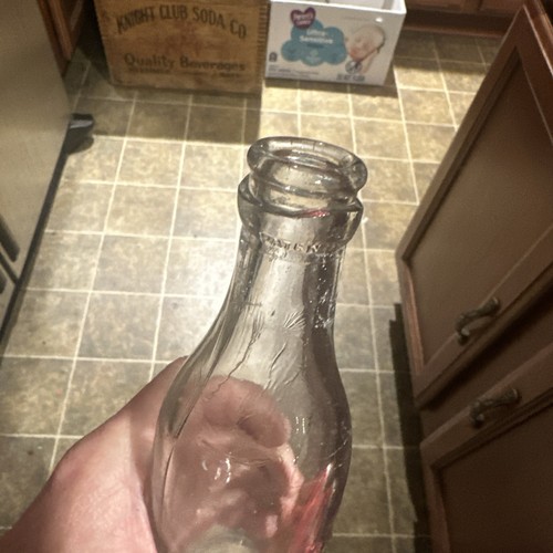 Southeast Beverage Co. Embossed Soda Bottle Old Appleton Missouri MO - Picture 9 of 14