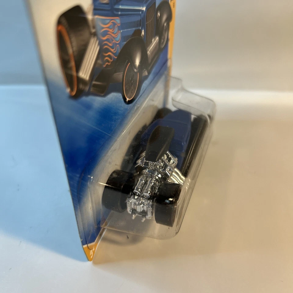 Hot Wheels 2009 New Models #012 | Blue Mid Mill 1929 Custom Truck - Image 4 of 4