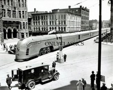 1936 MERCURY STREAMLINER STEAM LOCOMOTIVE TRAIN 8X10 PHOTO NEW YORK CENTRAL RAIL