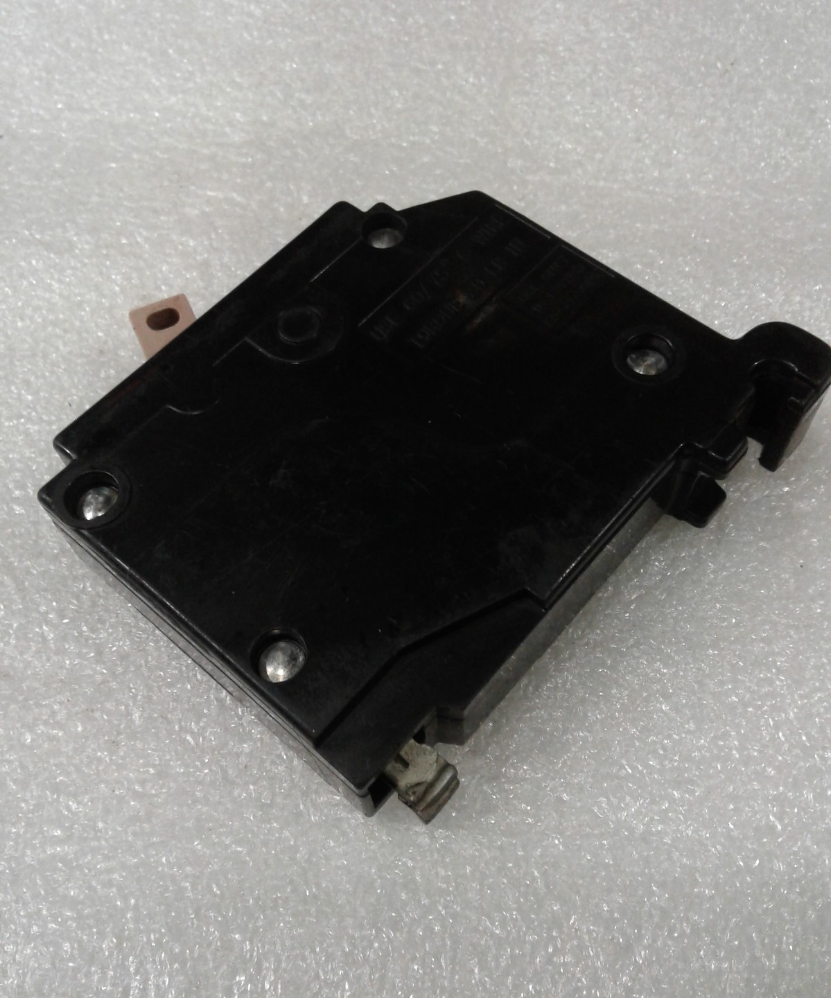 CH115 Cutler-Hammer Circuit Breaker 1 Pole 15 Amp 120V 