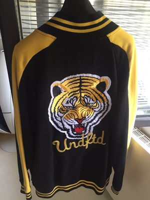 supreme tiger varsity