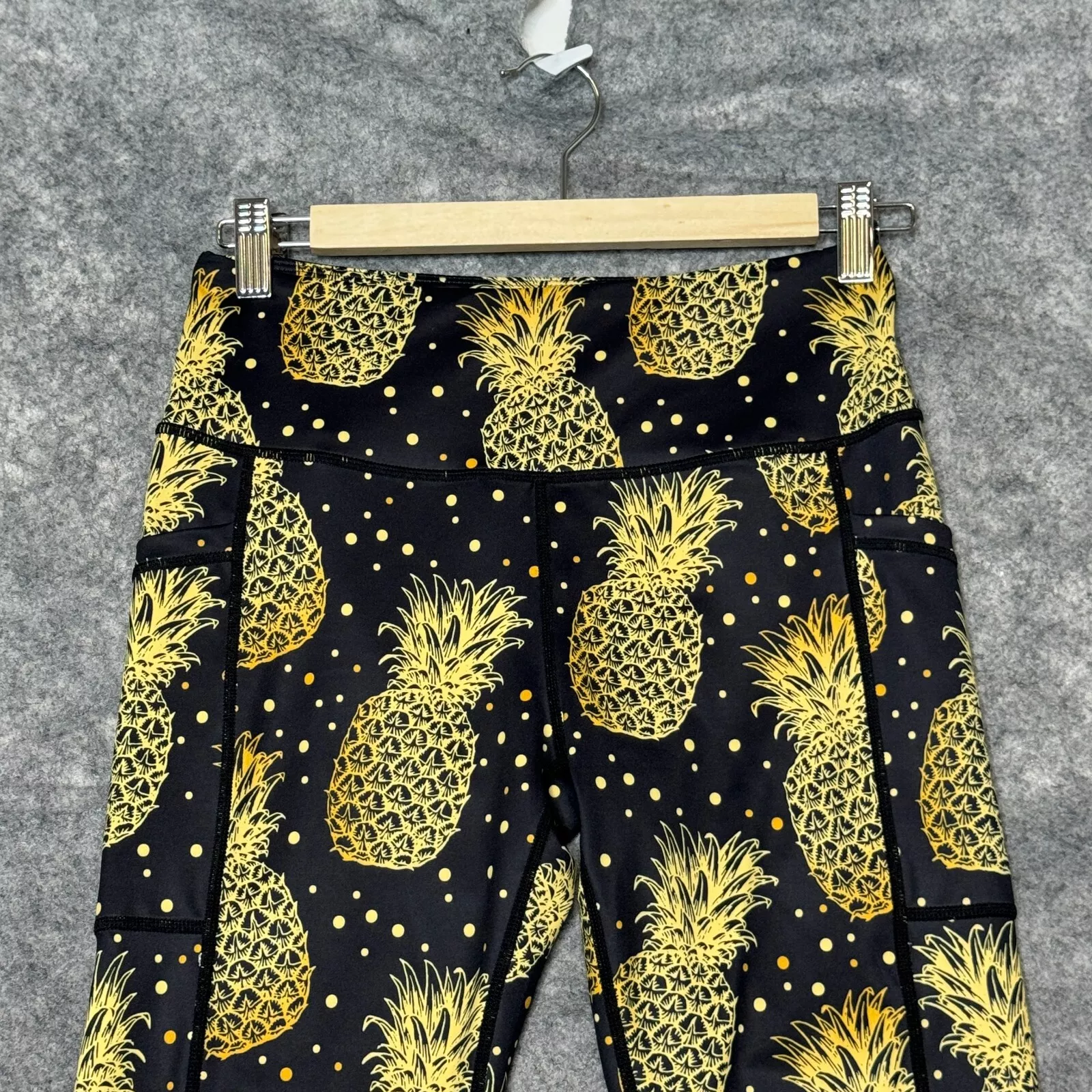 constantly-varied-gear yellow pineapple crop capri leggings