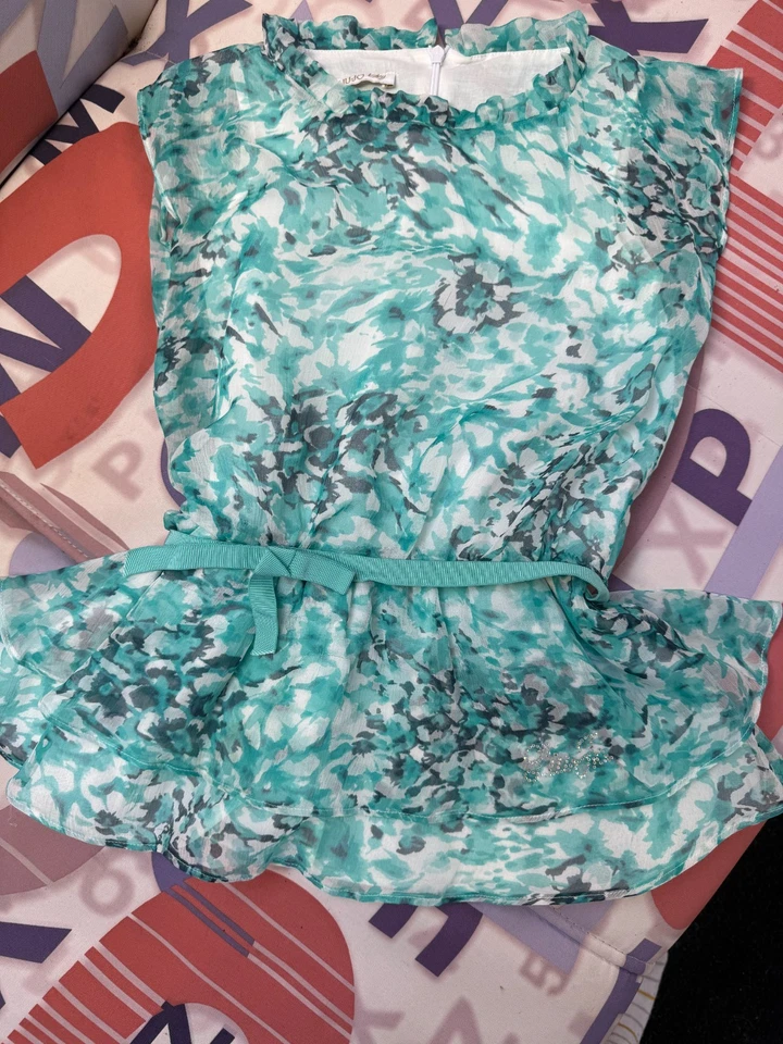 Nuevo con etiquetas Vestido túnica de seda Liu Jo para niñas - Talla 4Y (104 cm)- Diseñador italiano de lujo Foto 3 de 4