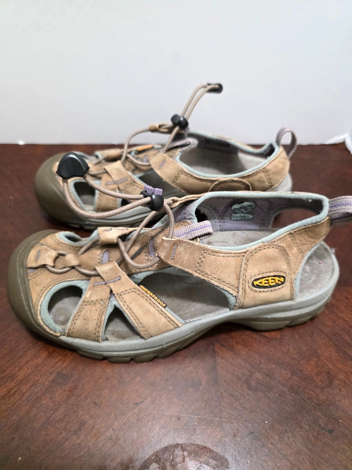 Sandali da trekking Keen donna pelle pescatore marrone impermeabili panino regolabile