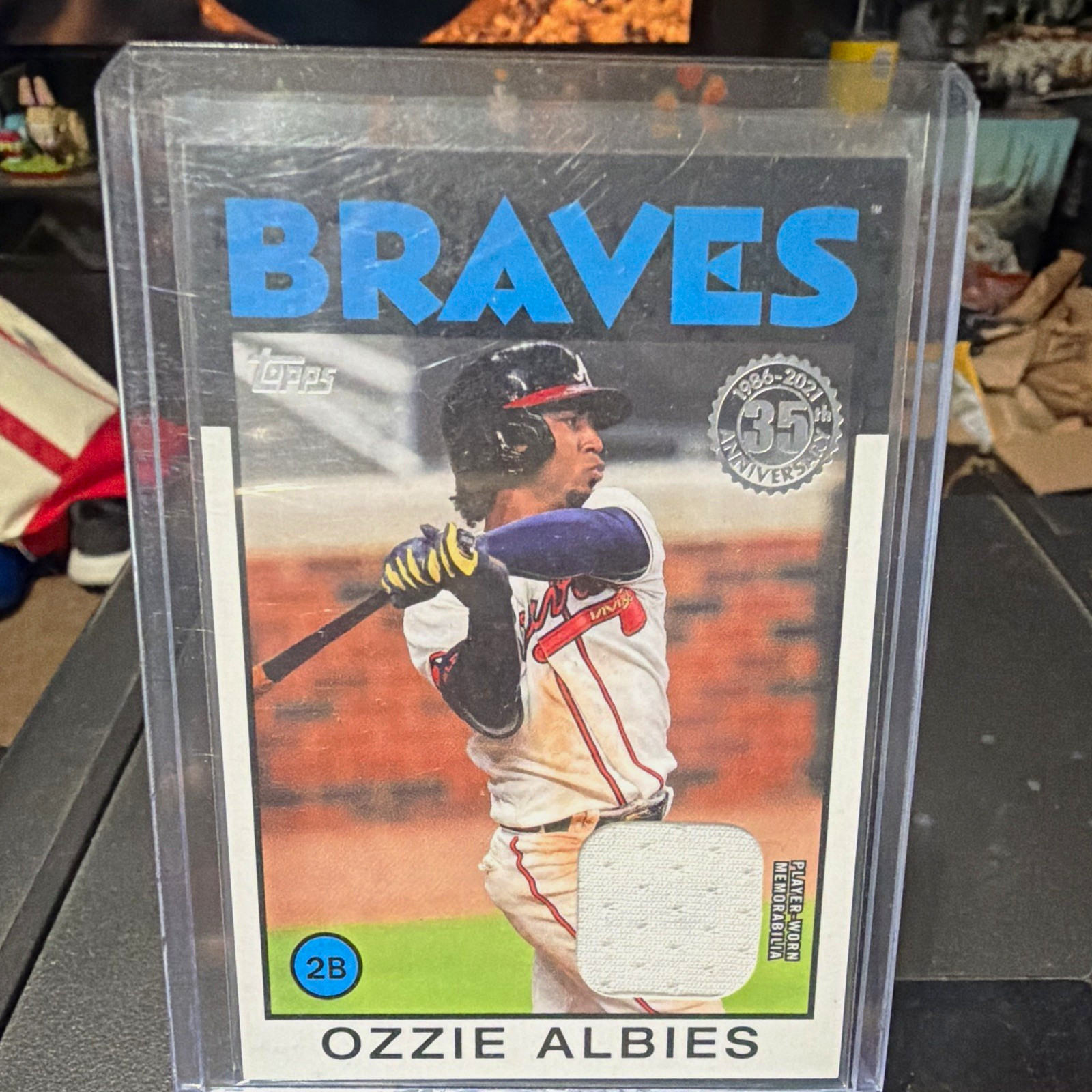 Topps 2021 1986 Topps Baseball Relics Ozzie Albies Braves #86R-OA MEM