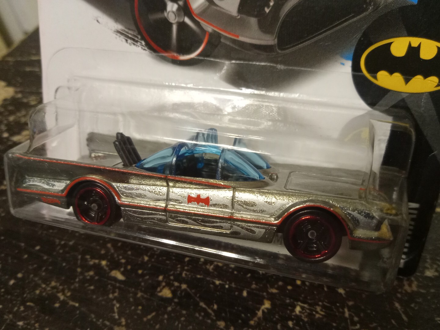 Picture 4 of 8