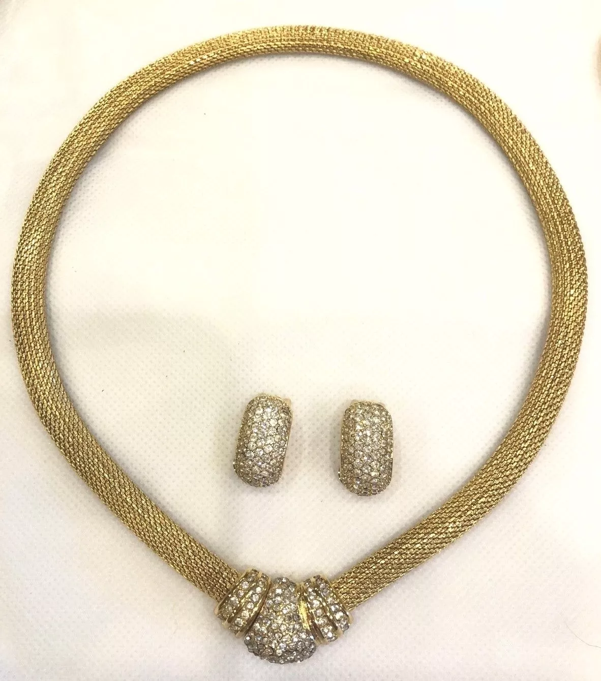 ENSEMBLE COLLIER ET BOUCLES D'OREILLES EN CRISTAL MAILLE CHRÉTIENNE DIOR VINTAGE